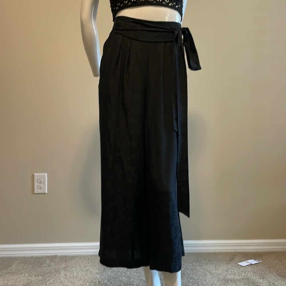 Rebecca Taylor 100% Silk Floral Jacquard Wide Leg Crop Pants Black 6 NWT $395